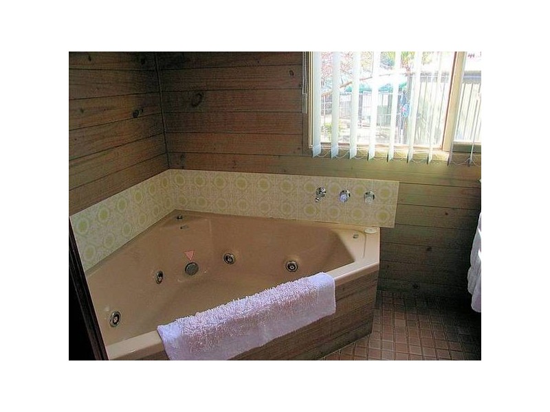 62 Ginquam Avenue, Nichols Point VIC 3501