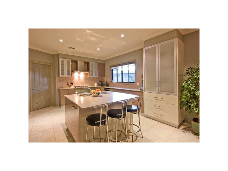 4 Popular Alm Court, Mildura VIC 3500