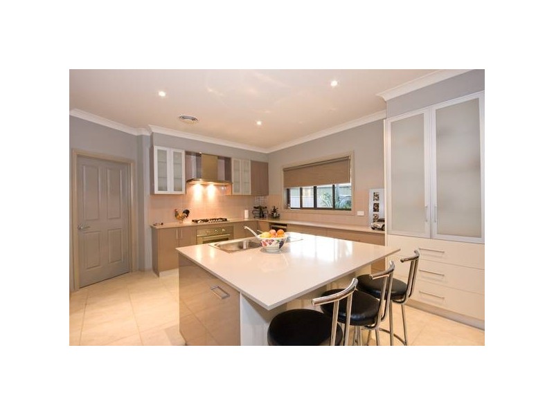 4 Popular Alm Court, Mildura VIC 3500