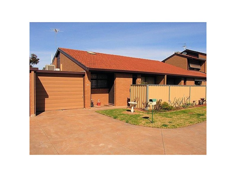 27 Kalimna Village, Mildura VIC 3500