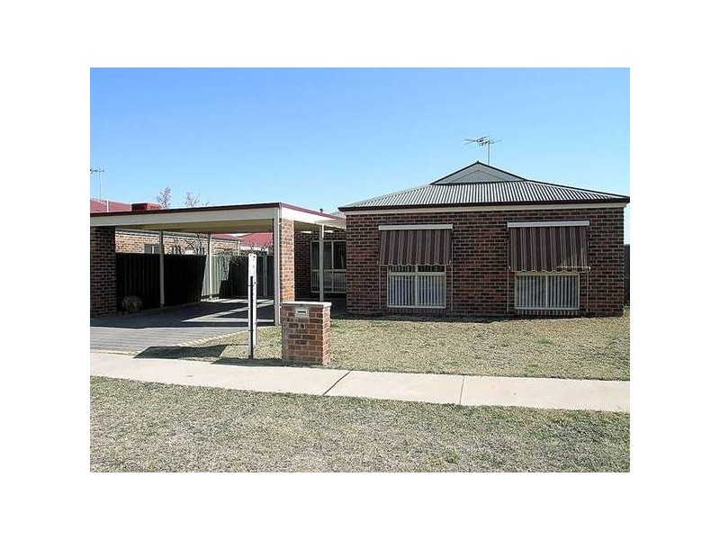 9 Eastwood
Court, Mildura VIC 3500