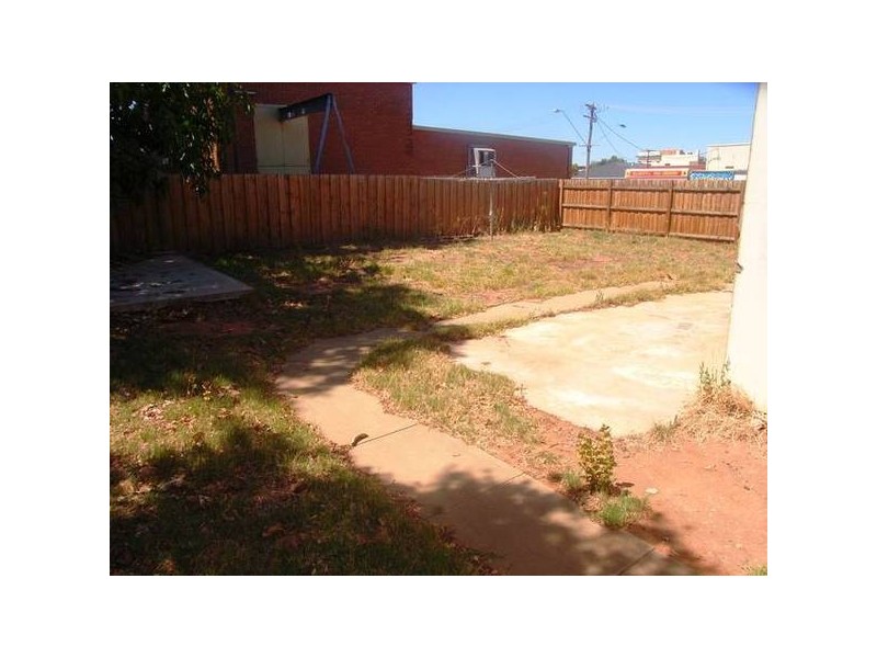 1 & 2/1 Jamieson Avenue, Red Cliffs VIC 3496