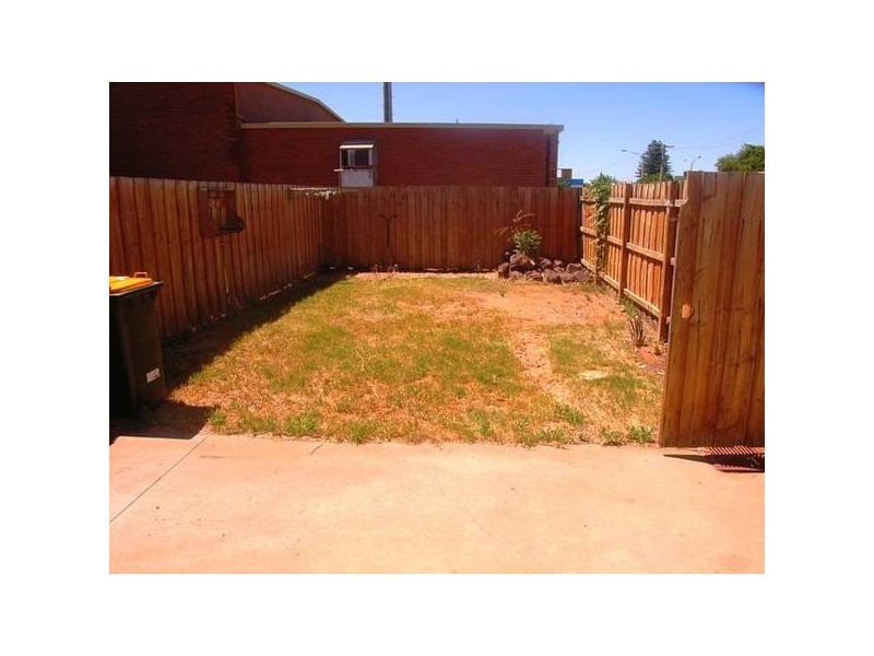 1 & 2/1 Jamieson Avenue, Red Cliffs VIC 3496