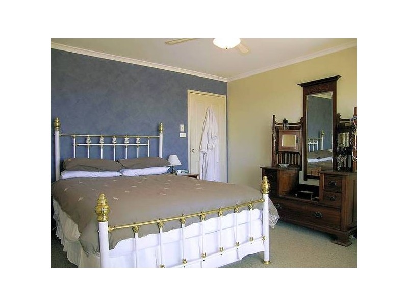 132 Sturt Highway, Merbein VIC 3505