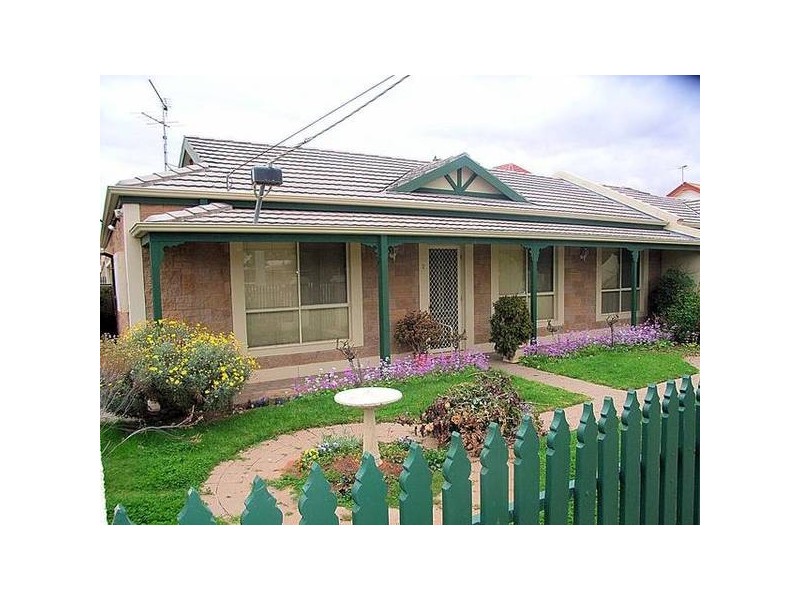 2/9 Langtree Parade, Mildura VIC 3500