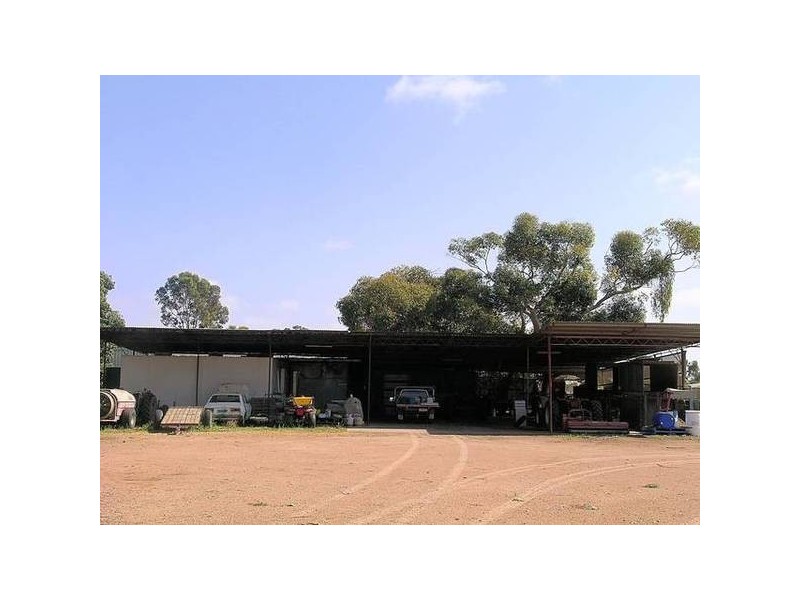 49a Blakes Road, Iraak VIC 3494