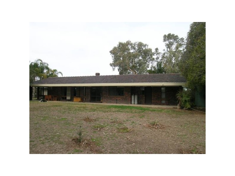 49a Blakes Road, Iraak VIC 3494