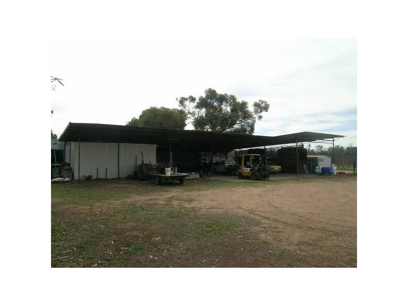 49a Blakes Road, Iraak VIC 3494
