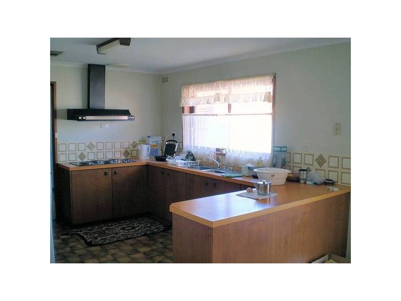 11 Dennis Avenue, Mildura VIC 3500