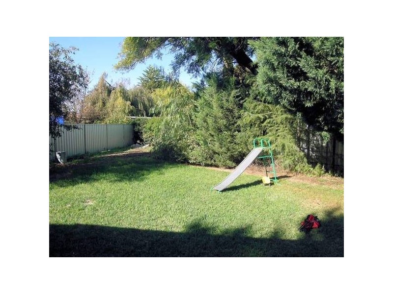 6 .Floral Avenue, Mildura VIC 3500