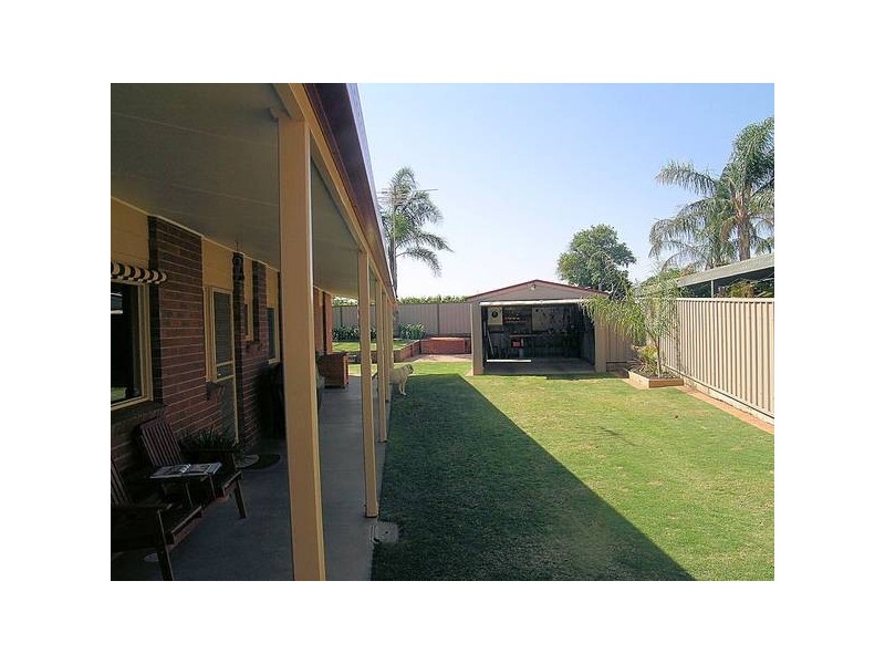 118 Wood Street, Gol Gol NSW 2738