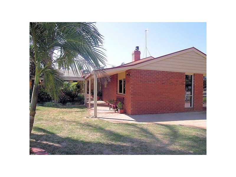 118 Wood Street, Gol Gol NSW 2738