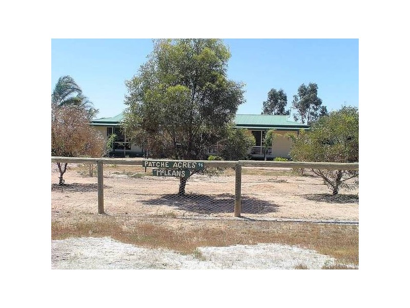 96 Gordon Avenue, Mildura VIC 3500