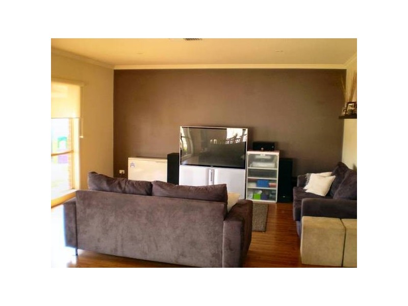 19 Canterbury Drive, Mildura VIC 3500