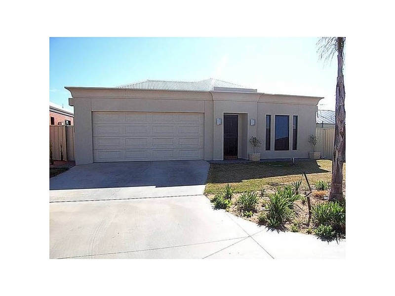3/34 Carfora Drive, Mildura VIC 3500