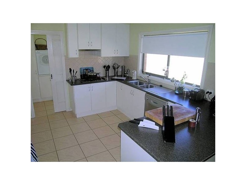 8 Bristol Way, Mildura VIC 3500
