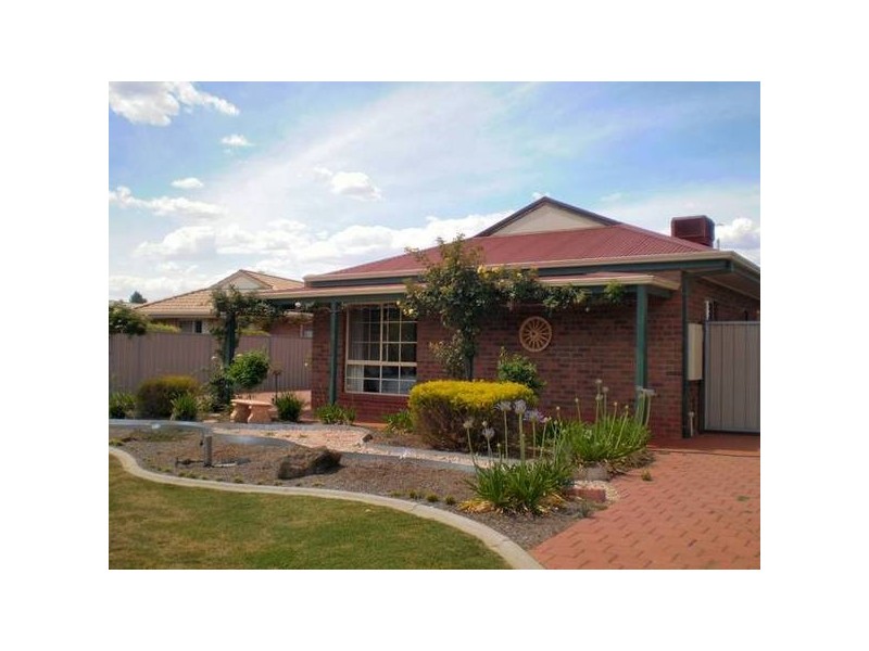 8 Macquarie Court, Mildura VIC 3500