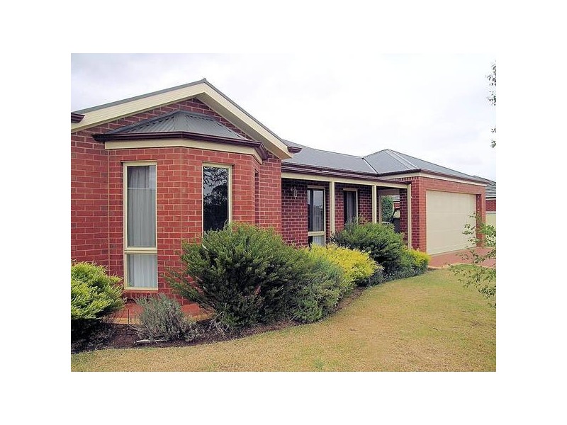 3 Lauren Close, Gol Gol NSW 2738