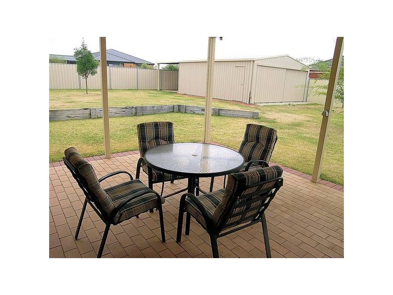 3 Lauren Close, Gol Gol NSW 2738