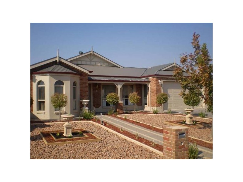 8 Liberty Court, Mildura VIC 3500