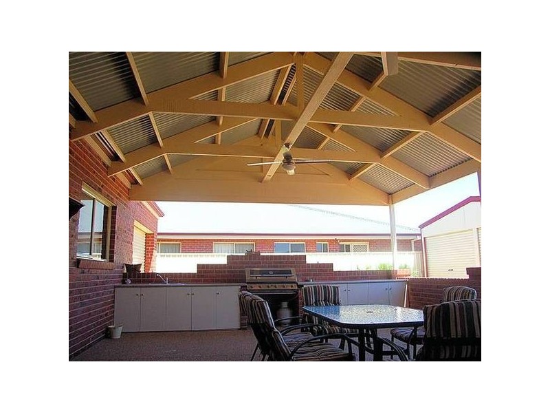 14 Marziano Drive, Mildura VIC 3500