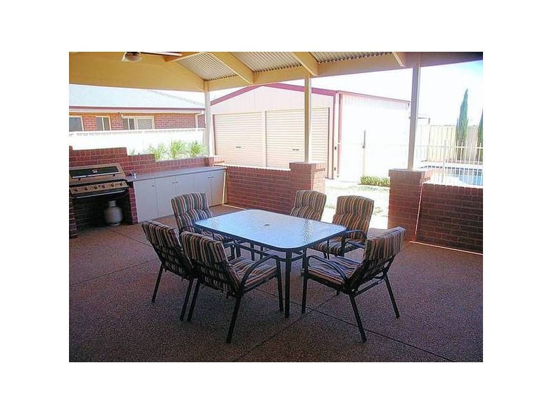 14 Marziano Drive, Mildura VIC 3500