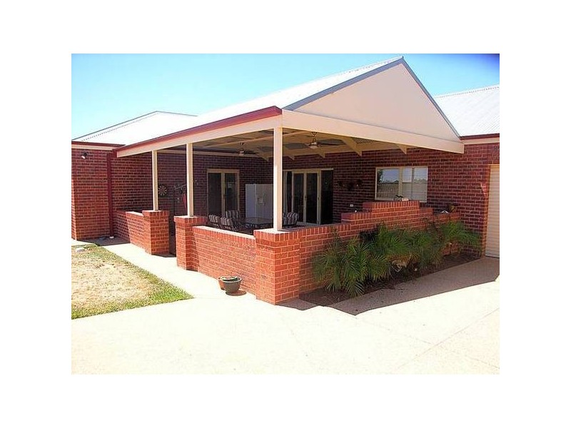 14 Marziano Drive, Mildura VIC 3500