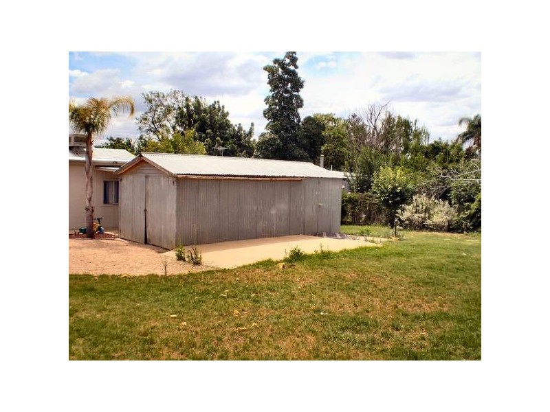 12 Rose Street, Buronga NSW 2739