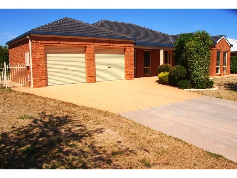 2 Duneden Close, Mildura VIC 3500