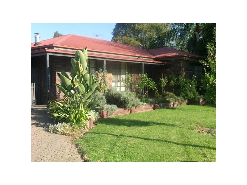 16 Smith Close, Mildura VIC 3500