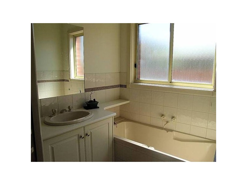 18 Melrose Drive, Mildura VIC 3500