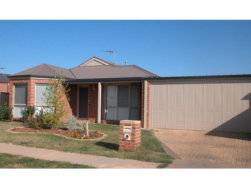 9 Durham Avenue, Mildura VIC 3500