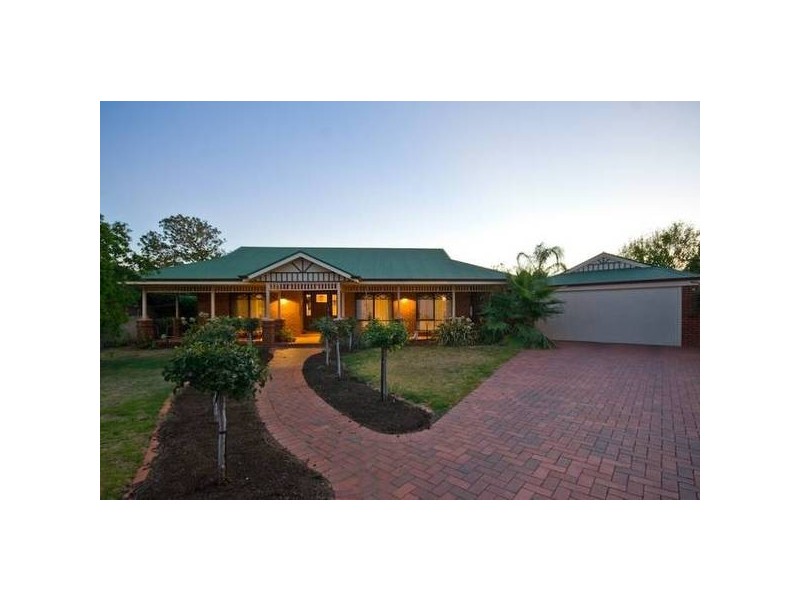 4 Damien Court, Mildura VIC 3500