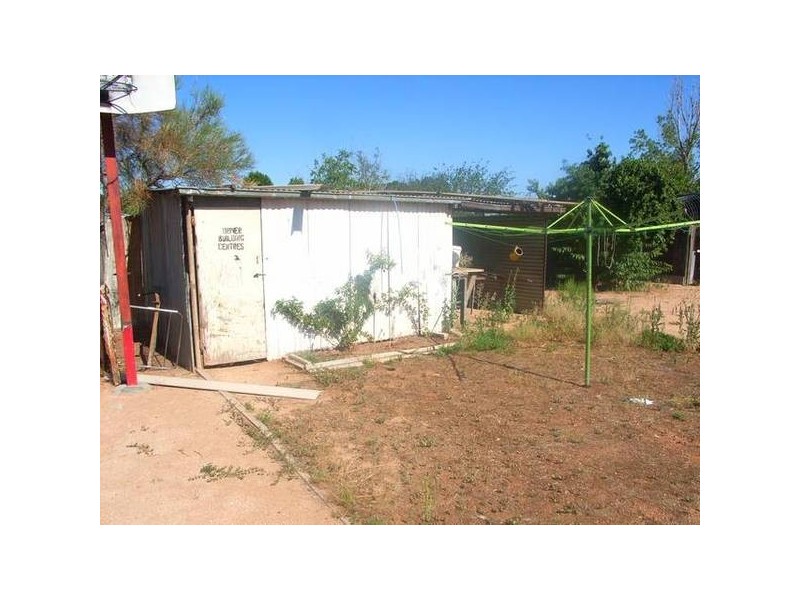 8 Williams Street, Gol Gol NSW 2738