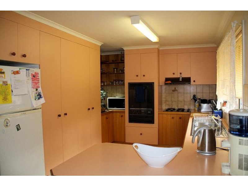 6 Oswald Court, Mildura VIC 3500