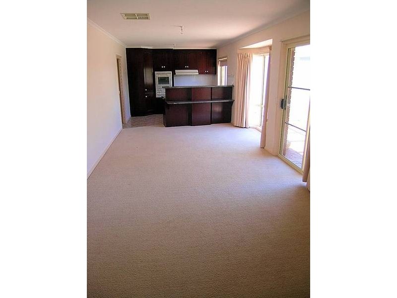 70 Riverside Avenue, Mildura VIC 3500