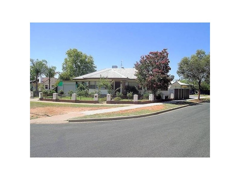 2 River Parade, Mildura VIC 3500