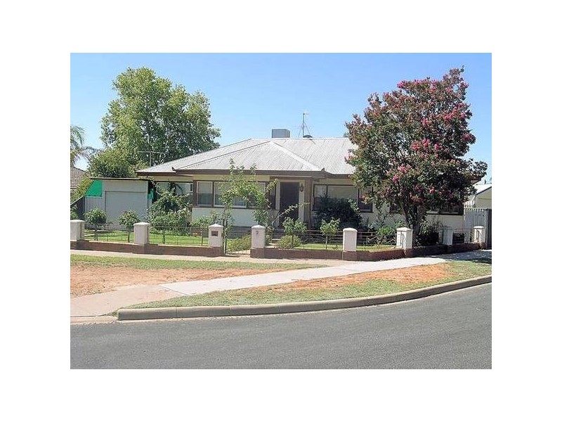 2 River Parade, Mildura VIC 3500