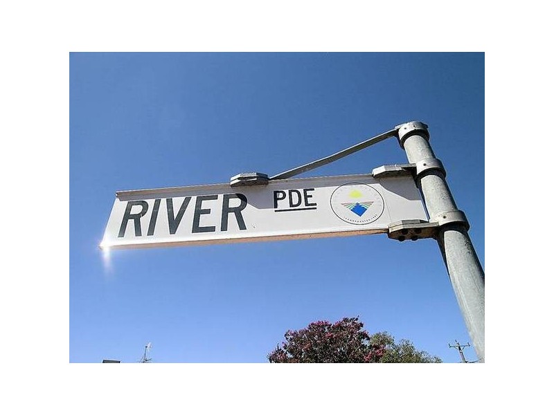 2 River Parade, Mildura VIC 3500