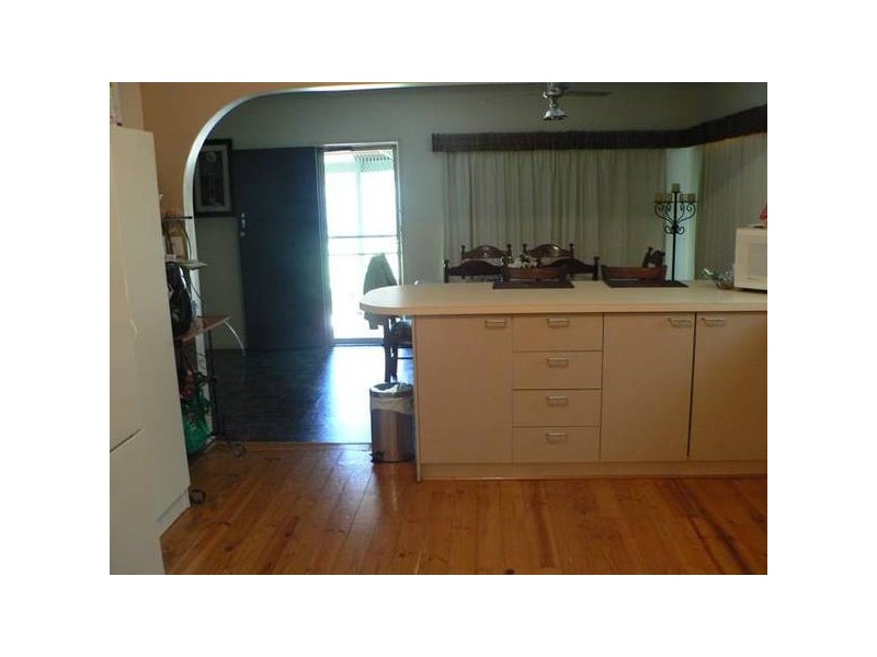 9 Logan Avenue, Mildura VIC 3500