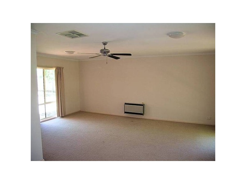 70 Riverside Avenue, Mildura VIC 3500