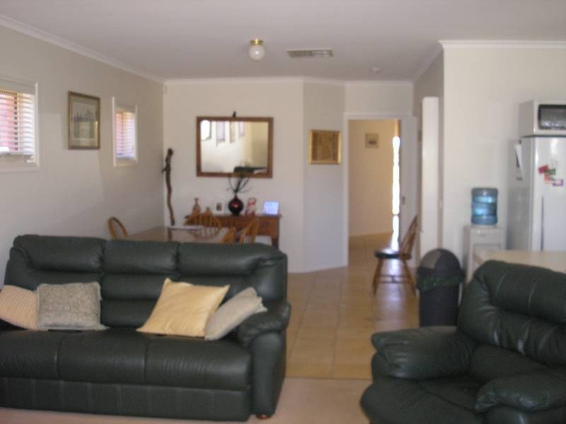 20 Le Pedeleure Avenue, Mildura VIC 3500