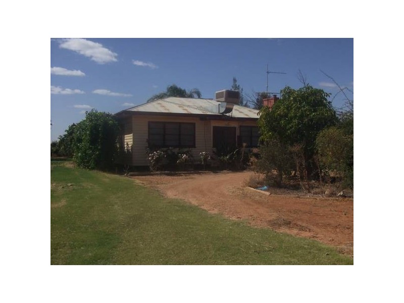 35 Addison Lane. Off Cowanna from Fifth Street, Merbein VIC 3505