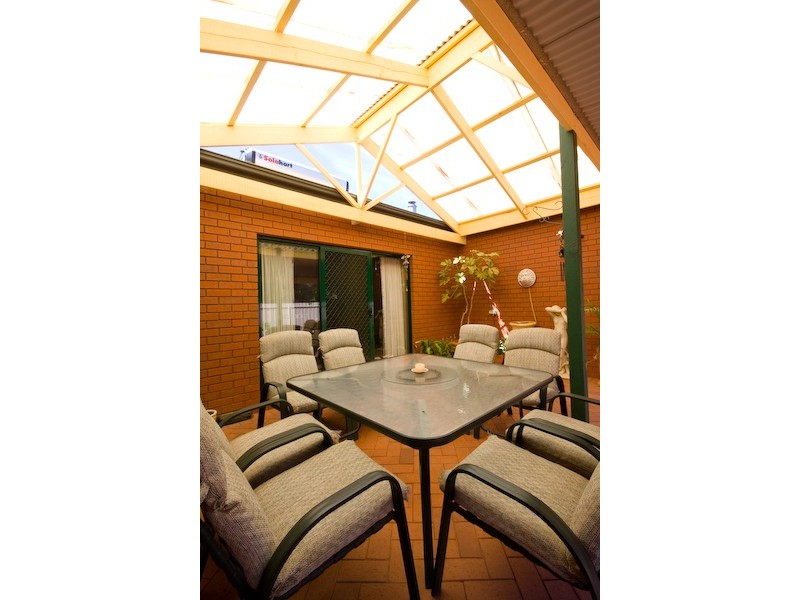 137 Sturt Highway, Gol Gol NSW 2738