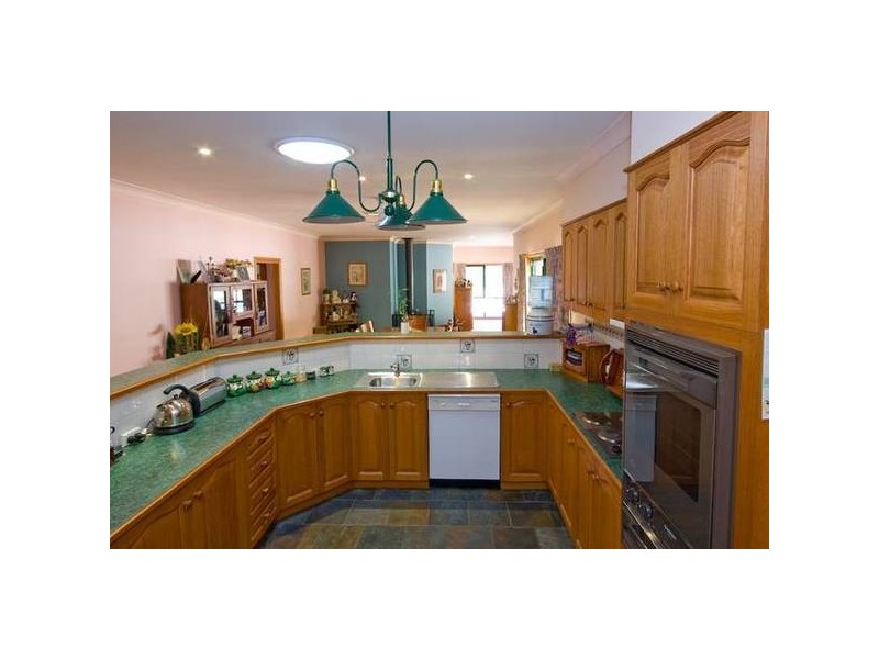 137 Sturt Highway, Gol Gol NSW 2738