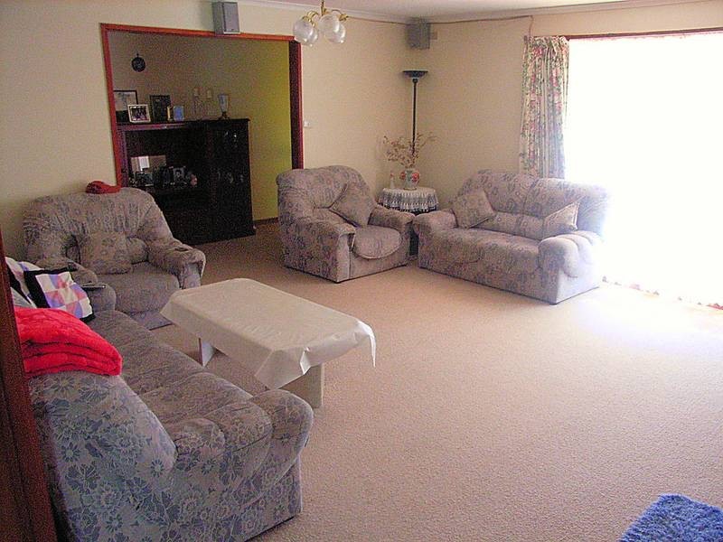 18 Euneva Drive, Mildura VIC 3500