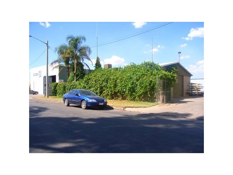 883 Grace Crescet, Buronga NSW 2739