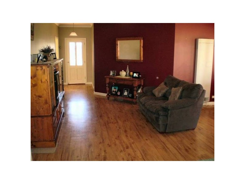 6 Thames Place, Mildura VIC 3500