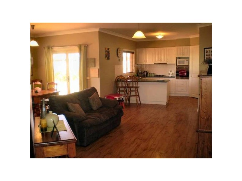 6 Thames Place, Mildura VIC 3500