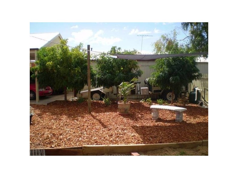 6 Thames Place, Mildura VIC 3500